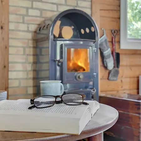 Meeno - 200m From The Sea By Interhome *
