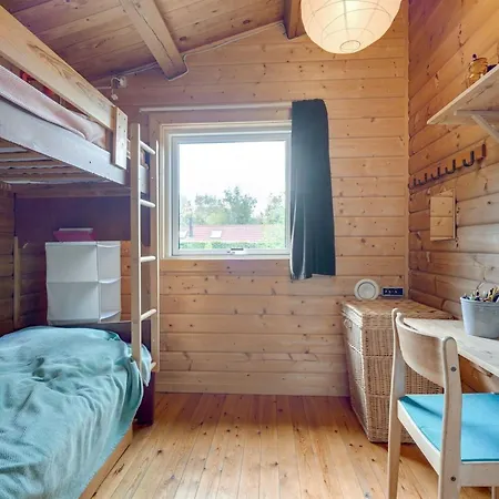 Meeno - 200m From The Sea By Interhome *